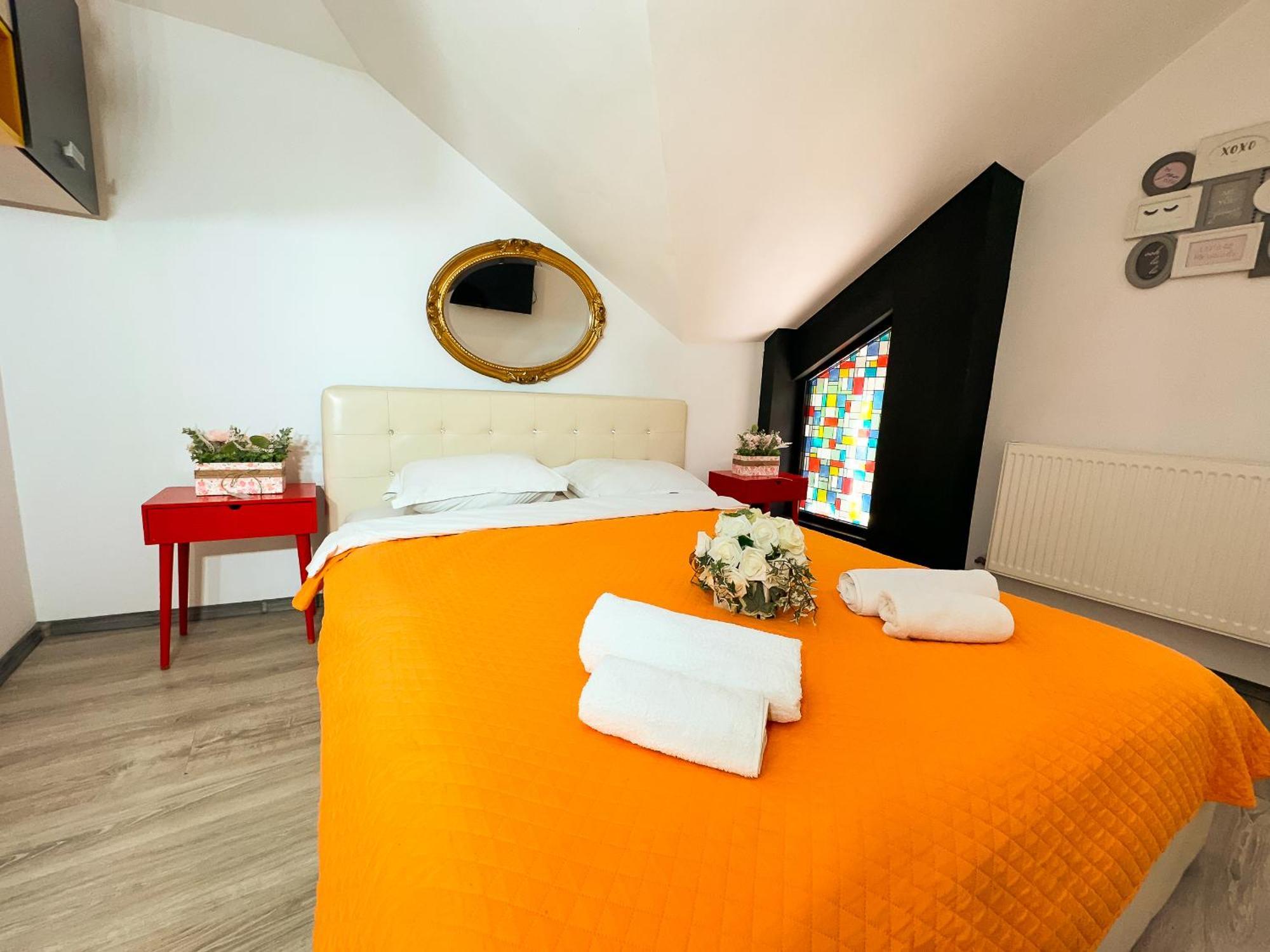 Millenium Apartment Central Craiova Ngoại thất bức ảnh